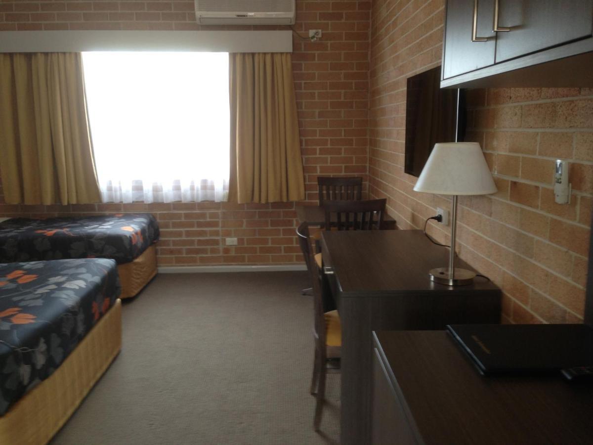 Alexander The Great Motel Windsor Ngoại thất bức ảnh