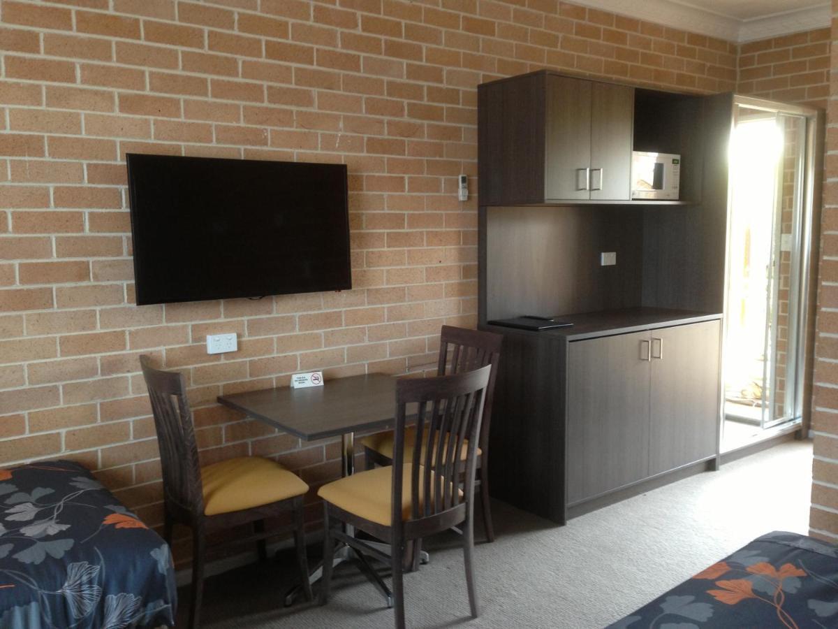 Alexander The Great Motel Windsor Phòng bức ảnh